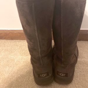 UGG classic tall boot
